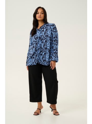 KAFFE curve Langarm-Bluse KCellena in Blue Flower Leaf Print