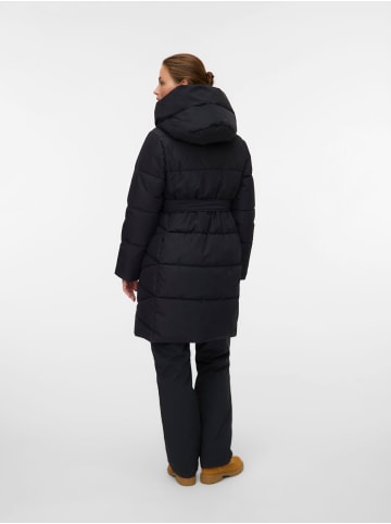 Vero Moda Mantel in Black