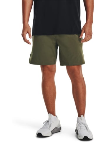 Under Armour Short "UA Peak Gewebeshorts" in Grün