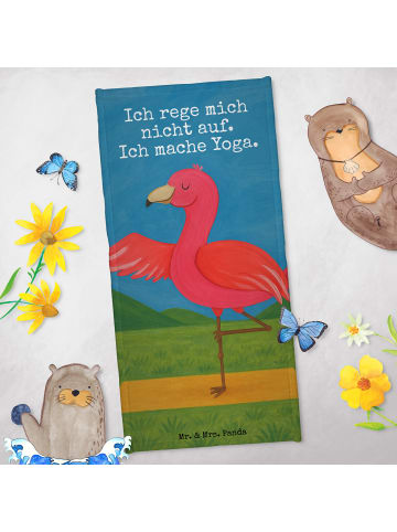 Mr. & Mrs. Panda Badehandtuch Flamingo Yoga Design mit Spruch in Weiß