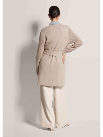 MADELEINE Lange Strickjacke in berber / wollweiß / melange