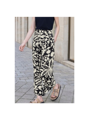 Street One Hose in Black