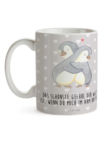 Mr. & Mrs. Panda Tasse Pinguine Kuscheln mit Spruch in Grau Pastell