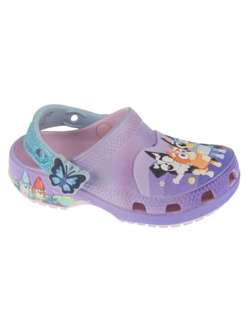 Crocs Crocs Classic Bluey Multi Clog T in Rosa