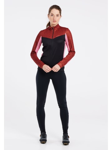 Protest " PRTKIRORO in Uluru Rust