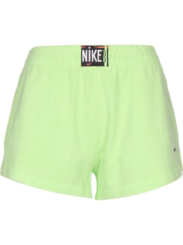 Nike Shorts in ghost green/black