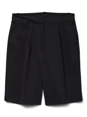 Vero Moda Shorts in Black