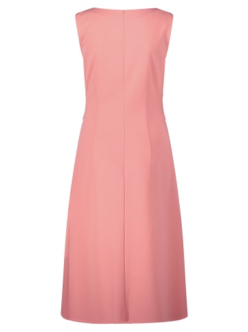 Betty Barclay Midikleid mit Volant in Shell Pink