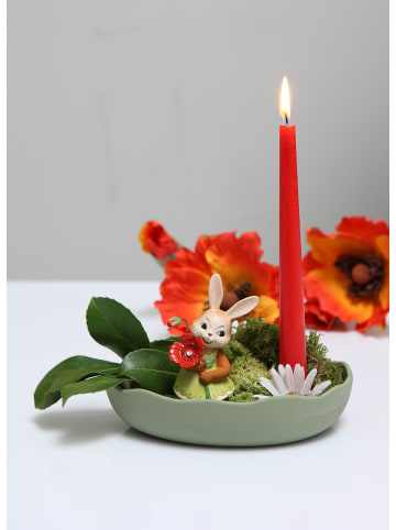 Goebel Figur " Hasenmädchen - Ein kleines Dankeschön " in Bunt