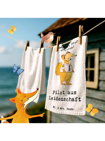 Mr. & Mrs. Panda Handtuch Pilot Leidenschaft mit Spruch in Weiß
