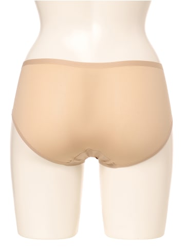 Chantelle Hipster in beige - 0026