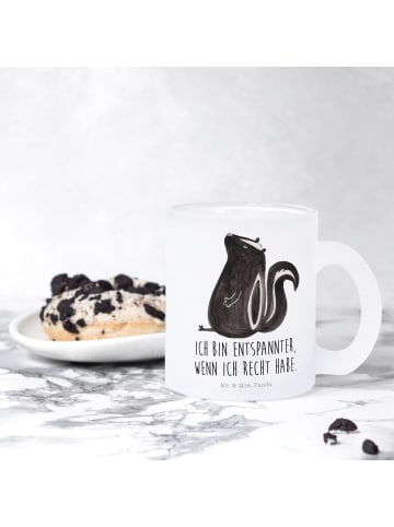 Mr. & Mrs. Panda Teetasse Stinktier Sitzen mit Spruch in Transparent