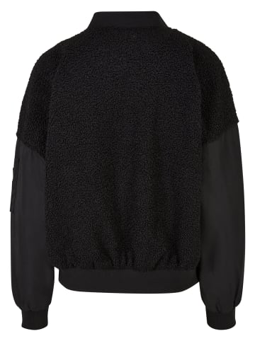 Urban Classics Urban Classics in black