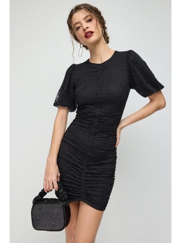 NO MATTER WHAT Kleid in Schwarz