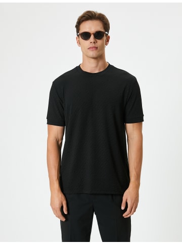 KOTON T-shirt in Schwarz