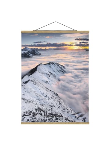 WALLART Stoffbild mit Posterleisten - Blick über Wolken und Berge in Weiß