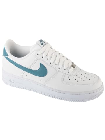 Nike Nike Air Force 1 07 in Weiß
