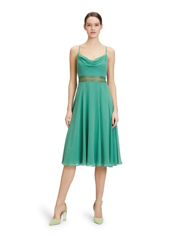 Vera Mont Cocktailkleid mit  Wasserfallausschnitt in Light Green