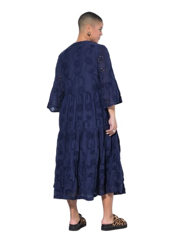 Studio Untold Midikleid in marine