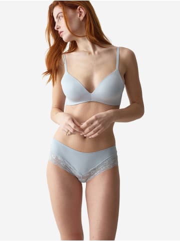 Triumph Hipster Red Label Lovely Micro in PEARL GREY