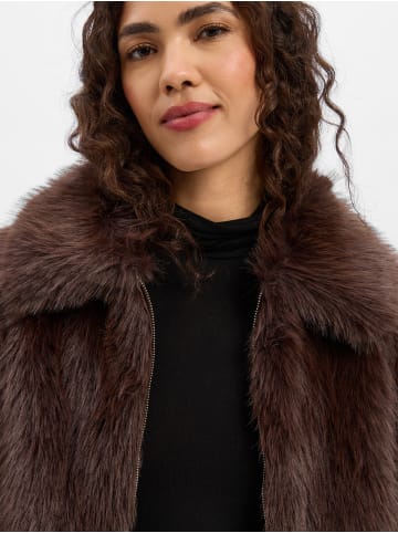 Marie Lund Kunsfelljacke in schoko - 0003