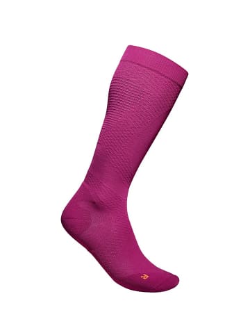 Bauerfeind W RUN ULTRALIGHT COMPRESSISOCKS in Beere
