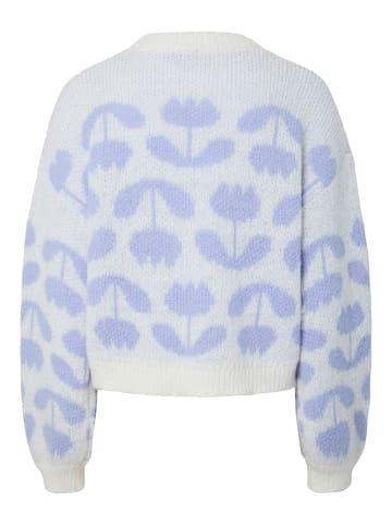 Pieces Pullover in Cloud Dancer 1