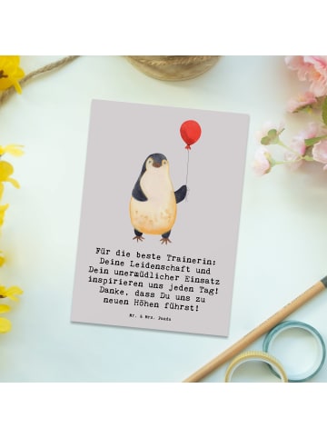 Mr. & Mrs. Panda Postkarte Turnen Trainerin mit Spruch in Grau Pastell