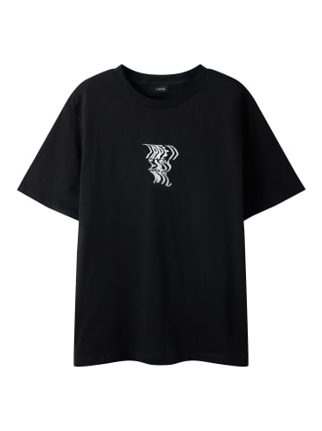 name it T-Shirt in Black1