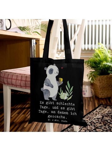 Mr. & Mrs. Panda Shopping Tasche Panda Geocaching mit Spruch in Schwarz
