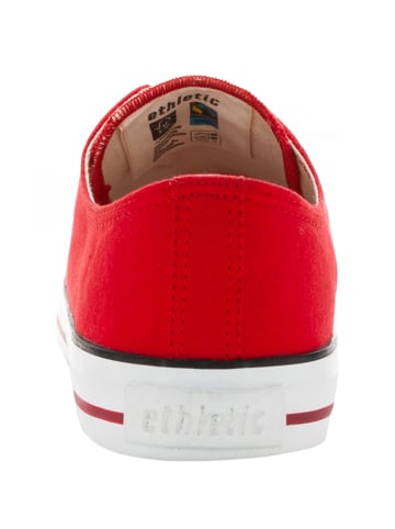 ethletic Sneaker Fair Trainer White Cap Lo Cut in cranberry red just white