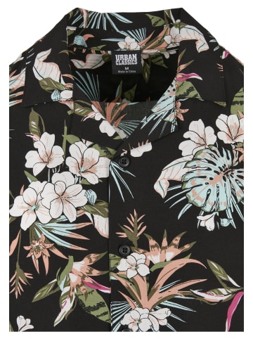 Urban Classics Urban Classics Herren Viscose AOP Resort Shirt in blacktropical