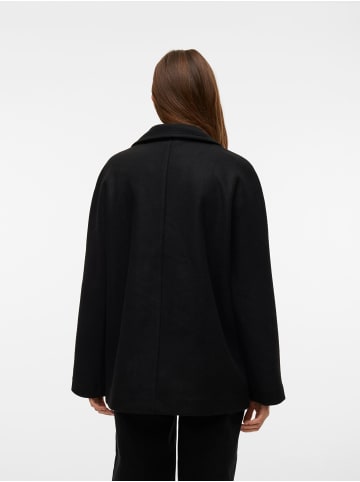 Vero Moda Mantel in Black