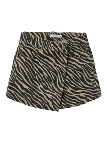 name it Shorts in Cement