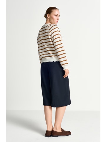 Rich & Royal Striped Sweaty with Application in Cinnamon