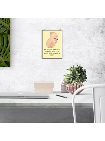 Mr. & Mrs. Panda Poster Capybara Wein mit Spruch in Gelb Pastell