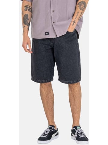 Reell Short "Solid Short" in Schwarz