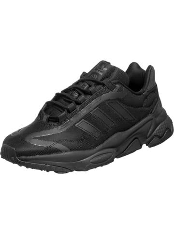 adidas Turnschuhe in core black