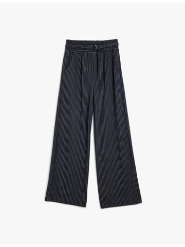 KOTON Hose in Marineblau Gestreift