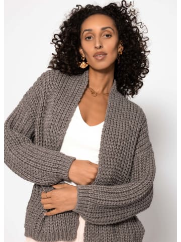 SASSYCLASSY Offener Grobstrick-Cardigan in Taupe