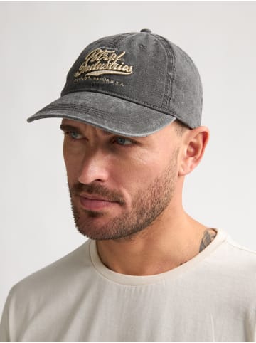 Petrol Industries Basecap Jaguar in Schwarz