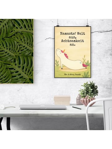 Mr. & Mrs. Panda Poster Einhorn Yoga Design mit Spruch in Weiß