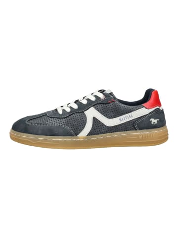Mustang Sneaker in Navy