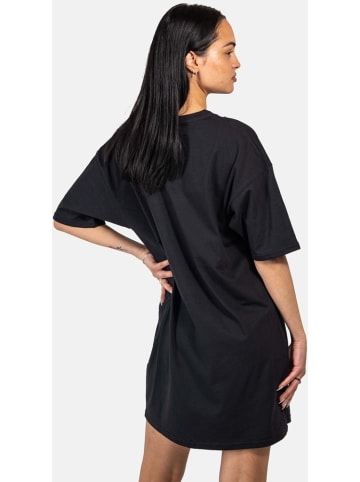 Reell Shirt "Women Yumi Dress" in Schwarz