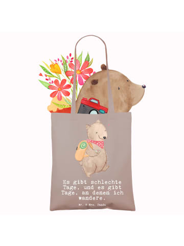 Mr. & Mrs. Panda Umhängetasche Bär Wandern mit Spruch in Braun Pastell