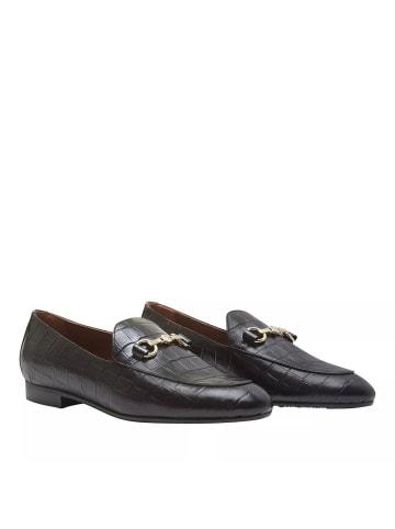 Isabel Bernard Vendôme Fleur Calfskin Leather Loafers Croco Black in black