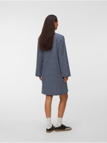 mama licious Kleid in Navy Blazer 1