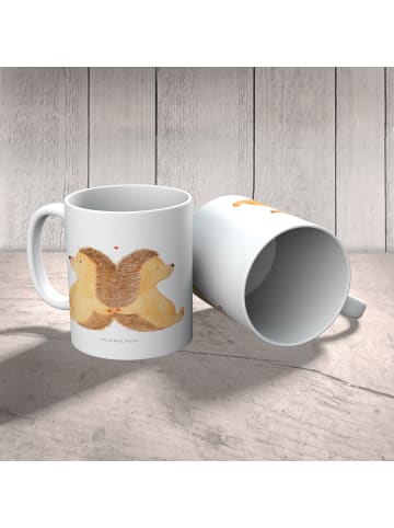 Mr. & Mrs. Panda Kaffeebecher Igel händchenhaltend ohne Spruch in Weiß