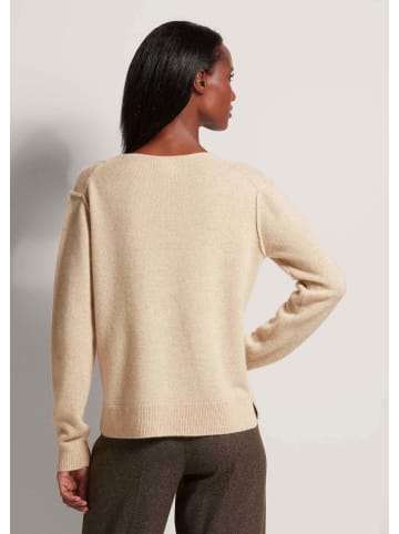 MADELEINE Kurzer V-Pullover mit Good Kaschmir in kiesel / wollweiß / melange