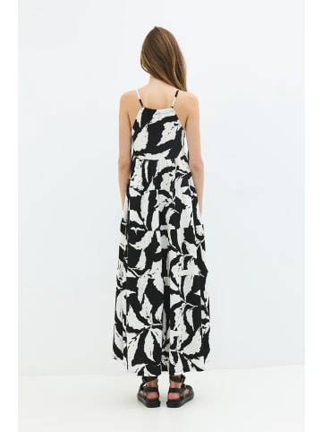 NO MATTER WHAT Kleid in Schwarz